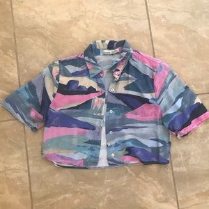 Pull & Bear cropped button down top